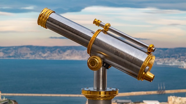 A spyglass on a lookout at the edge of the sea, symbolising the need to focus on writing effectiveness.
