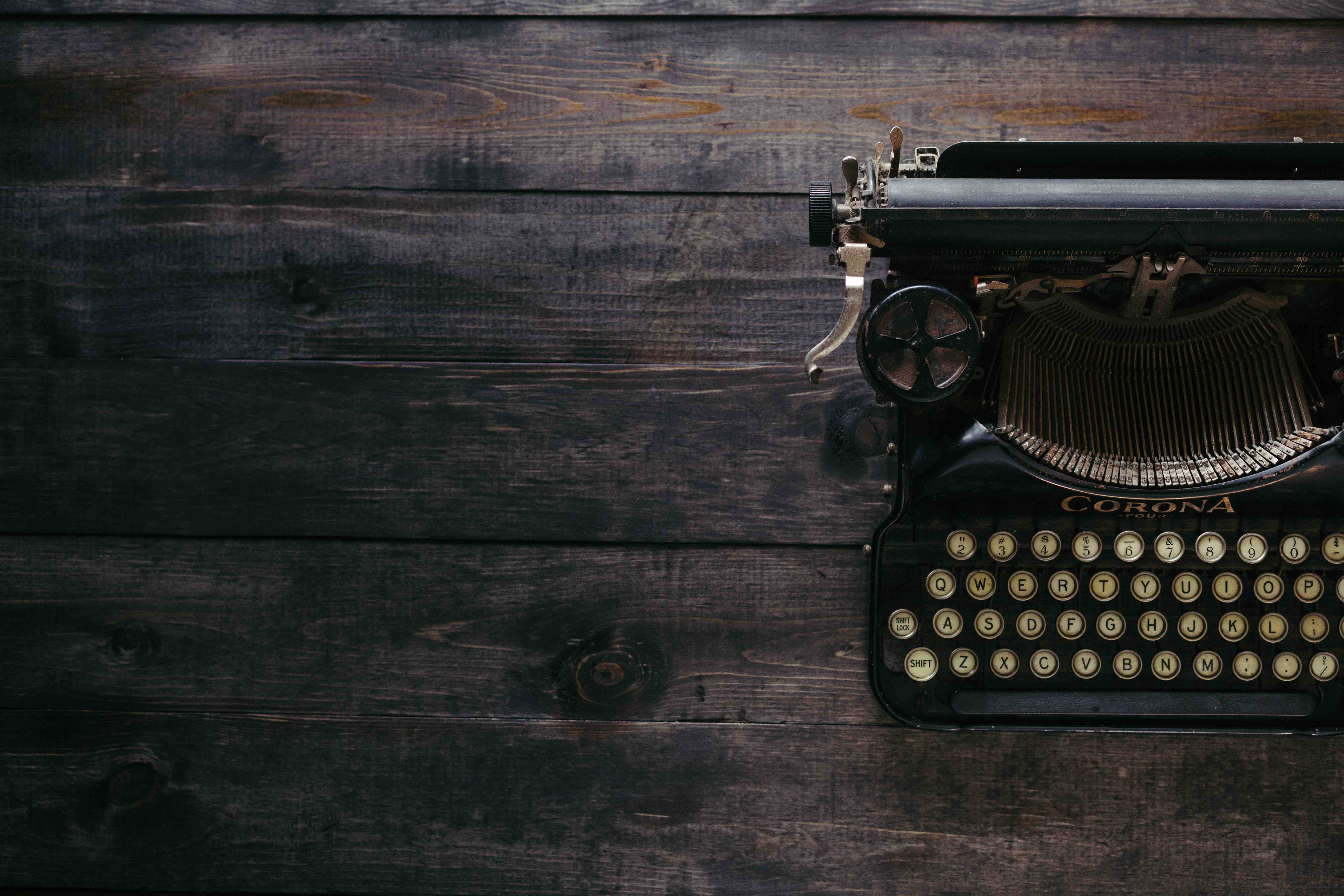 Old fashioned typewriter symbolising writing effectiveness